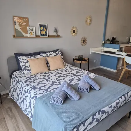 Cozy Sea View In *