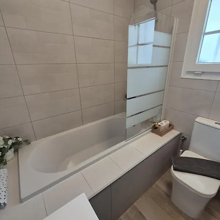 Cozy Sea View In